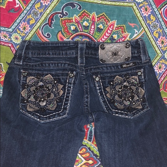 Women’s Gold edition Miss me jeans - Picture 4 of 5